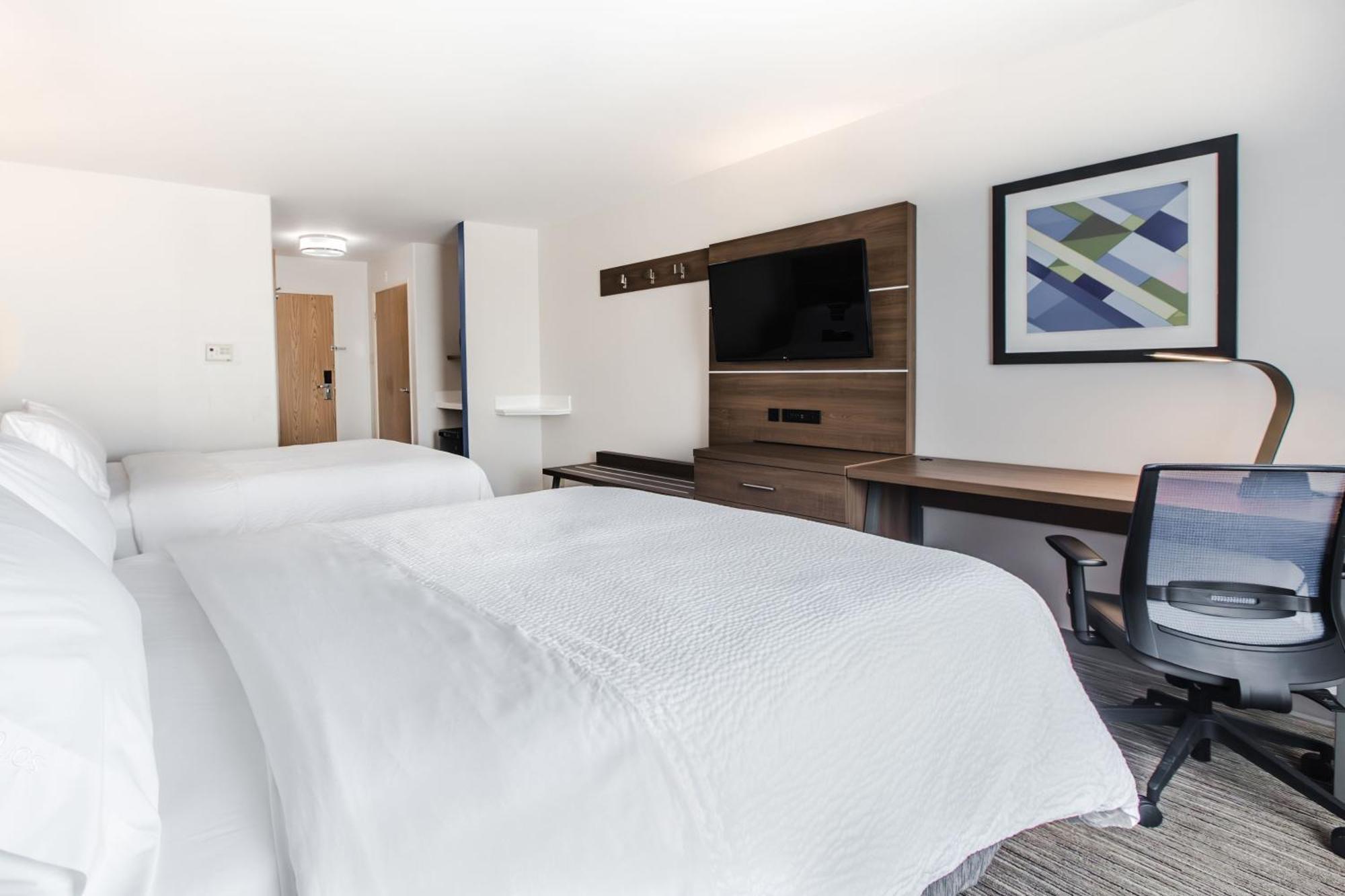 Holiday Inn Express & Suites-Regina-South By Ihg Exterior photo