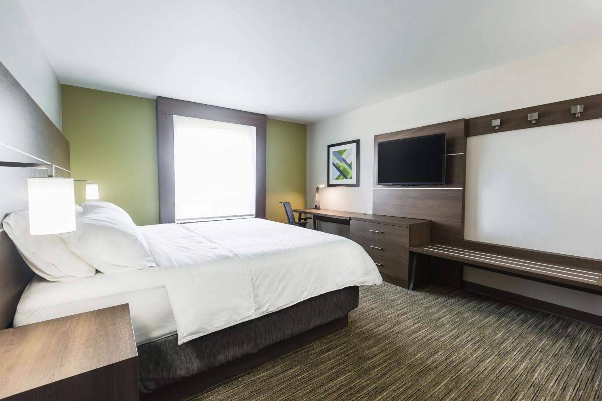 Holiday Inn Express & Suites-Regina-South By Ihg Exterior photo