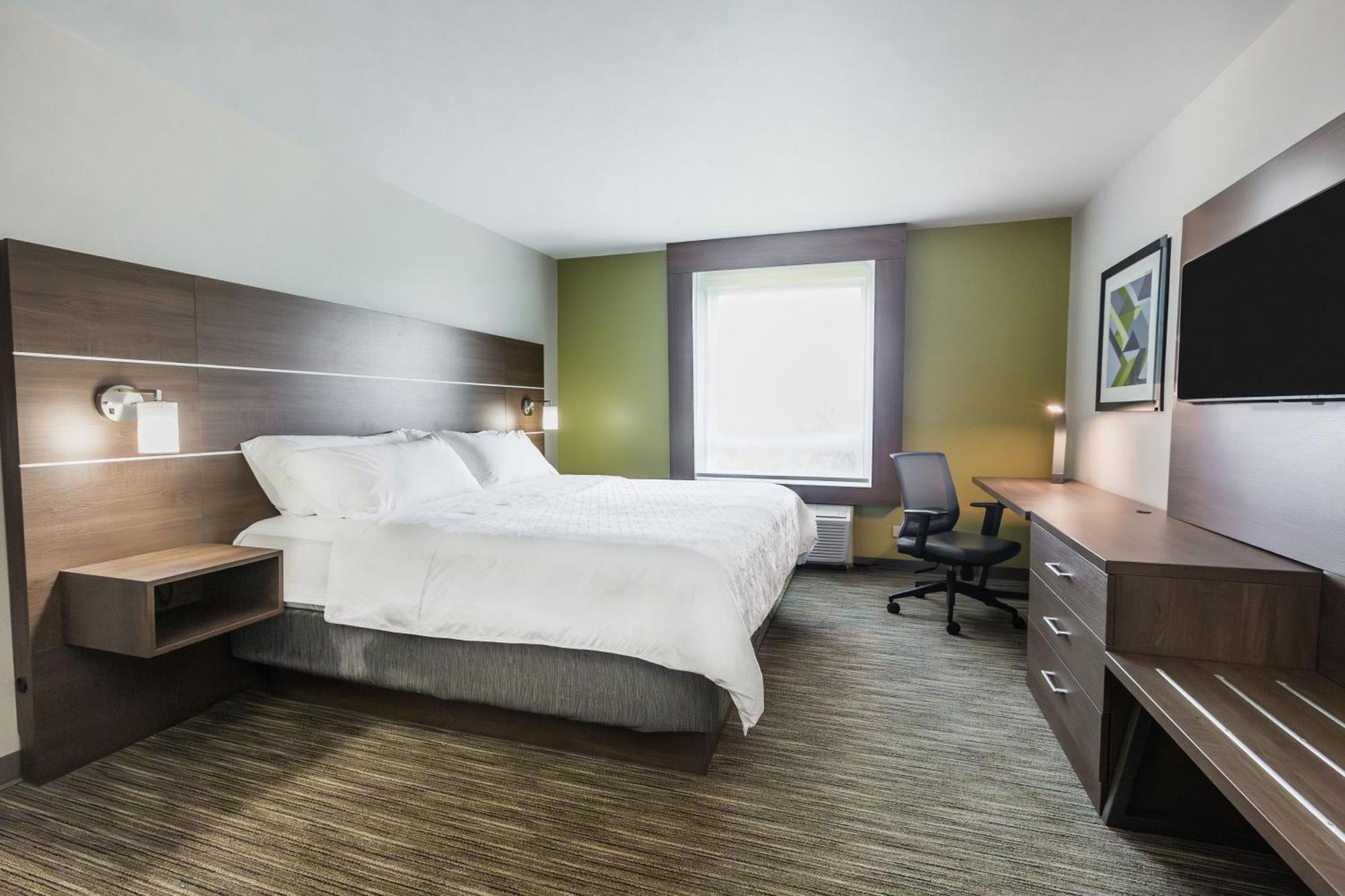 Holiday Inn Express & Suites-Regina-South By Ihg Exterior photo
