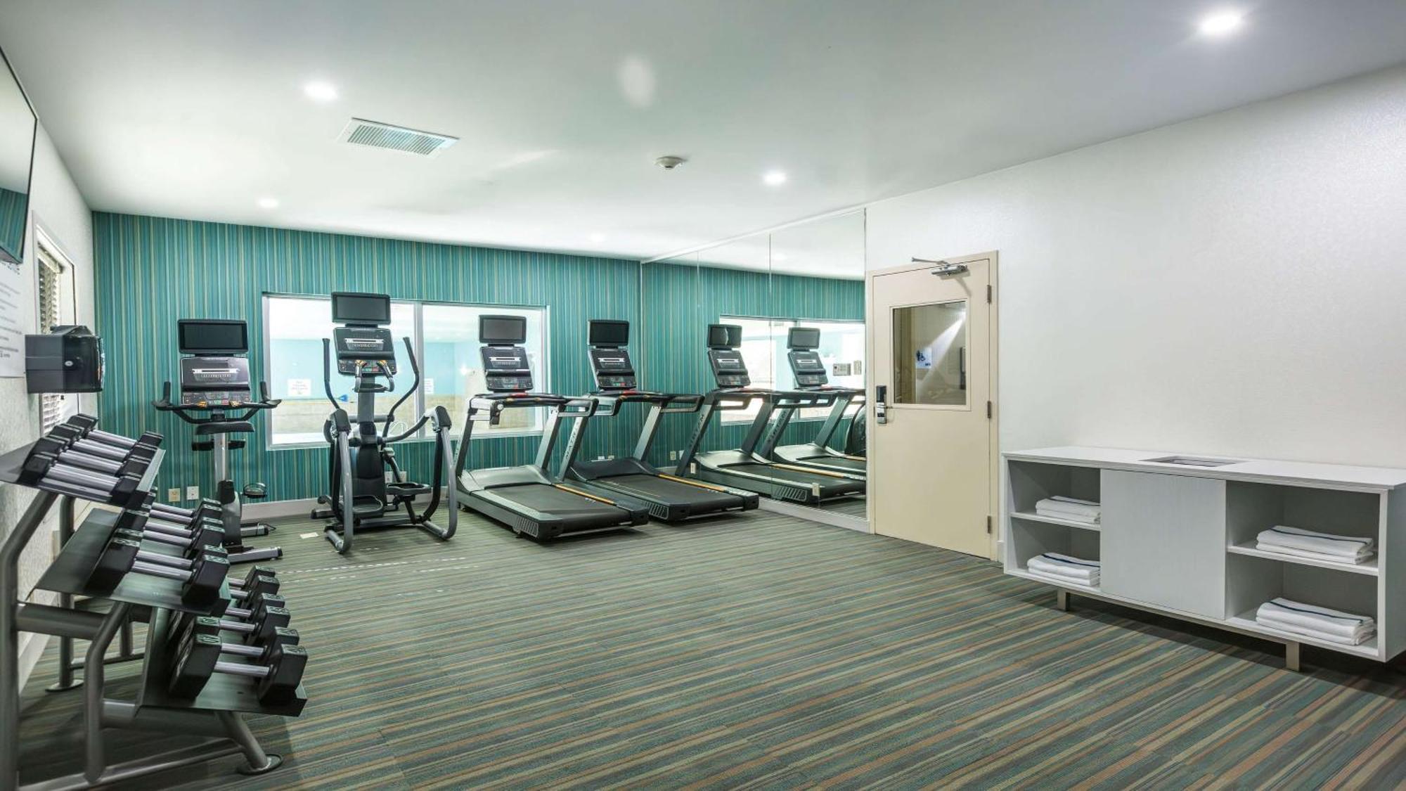 Holiday Inn Express & Suites-Regina-South By Ihg Exterior photo